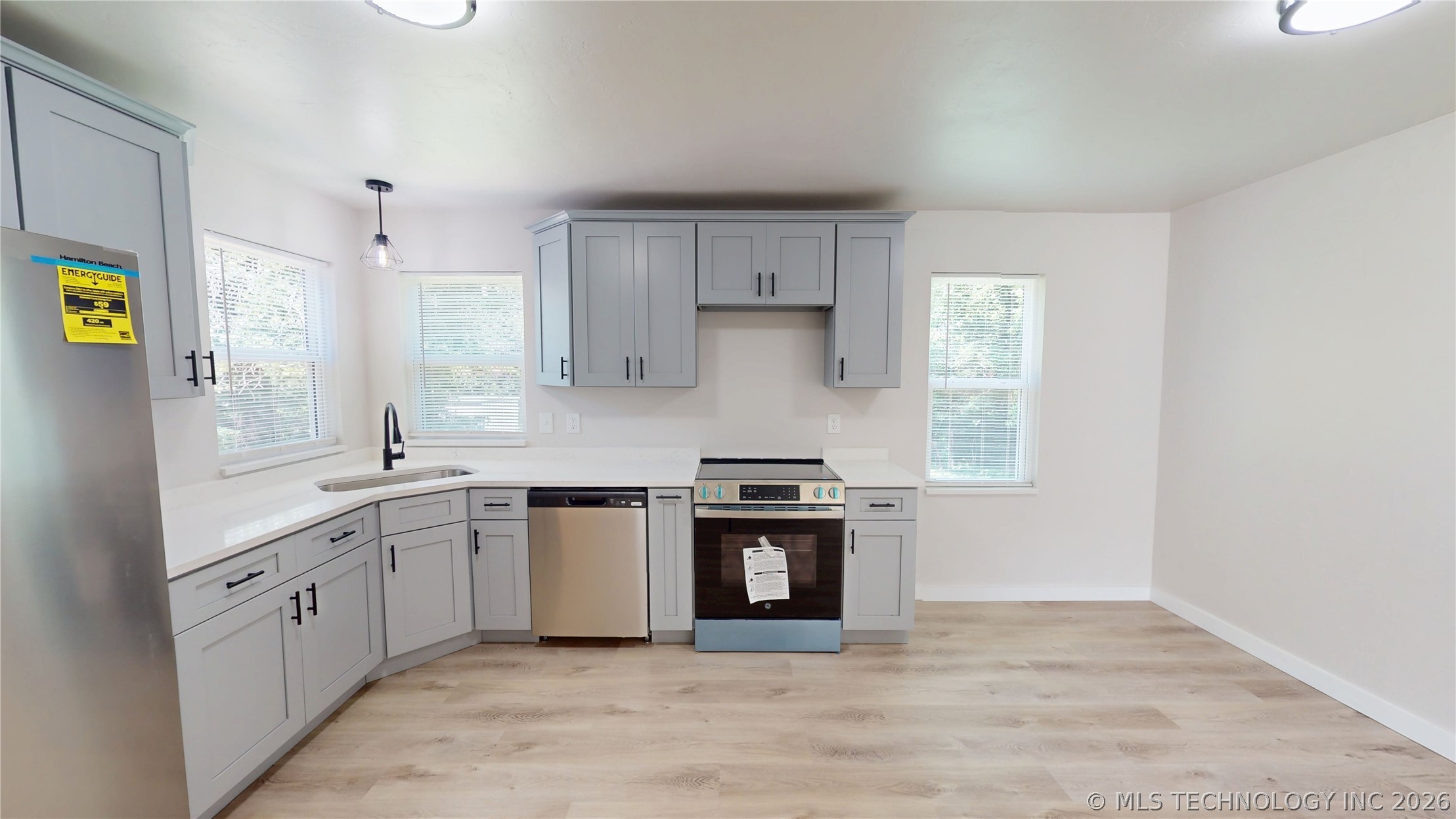1004 S Highland