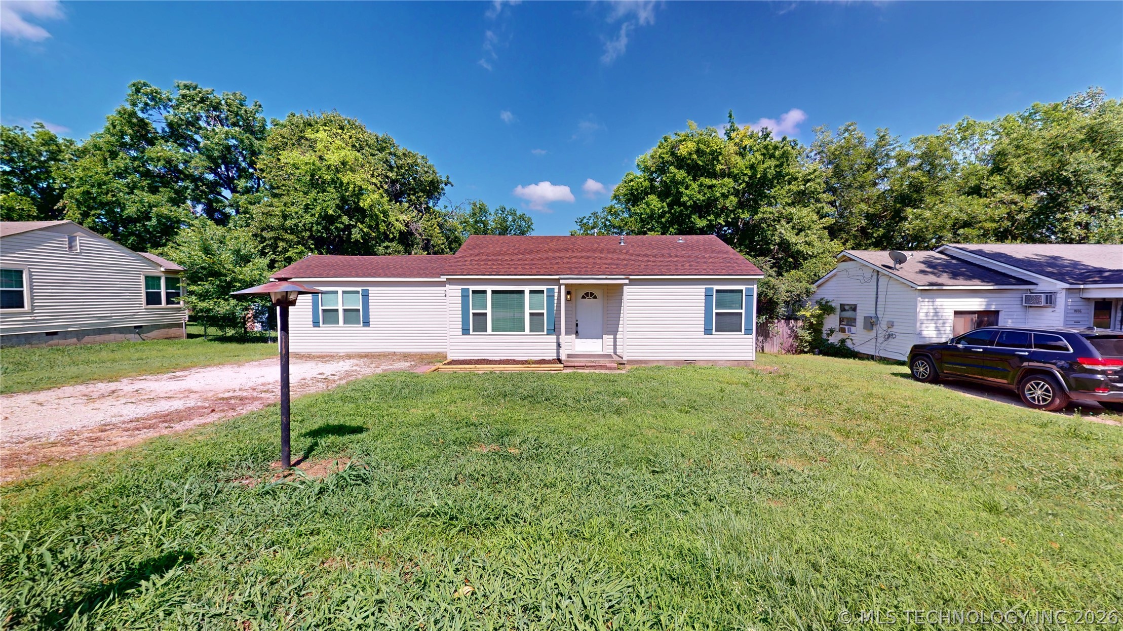 1004 S Highland