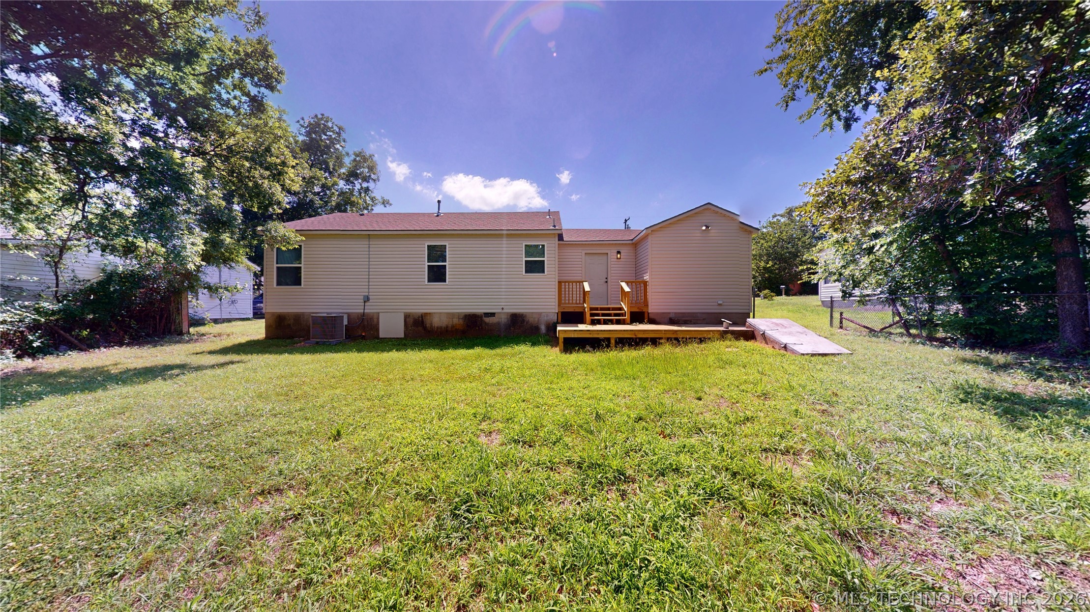 1004 S Highland
