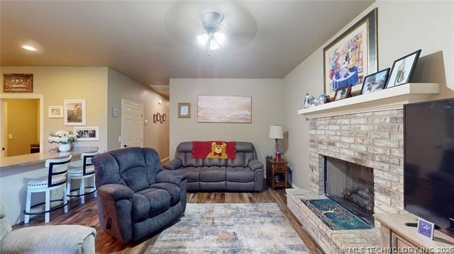 1831 E Oak Hills