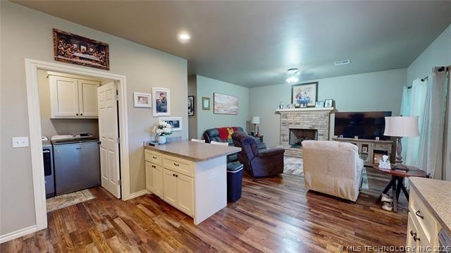 1831 E Oak Hills
