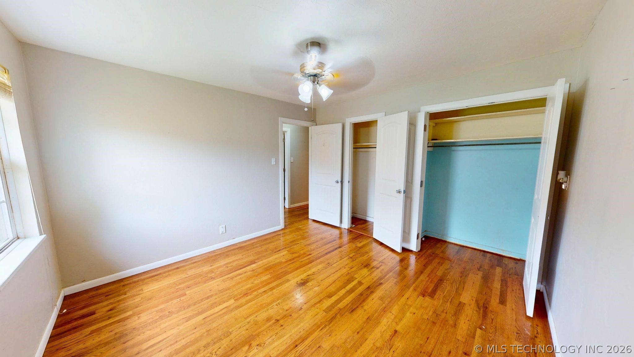 1830 E 17th