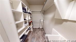 1830 E 17th