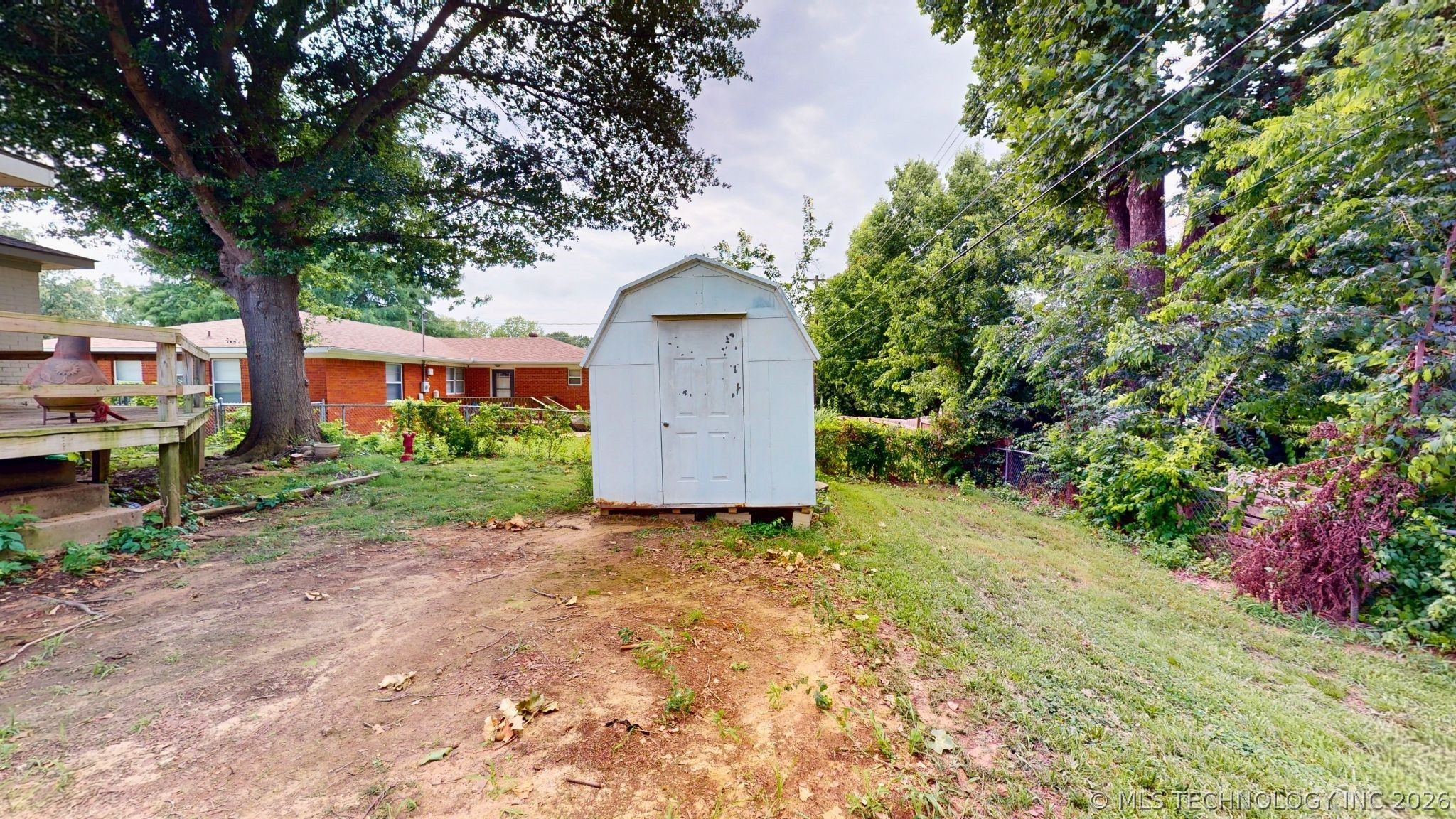 1830 E 17th