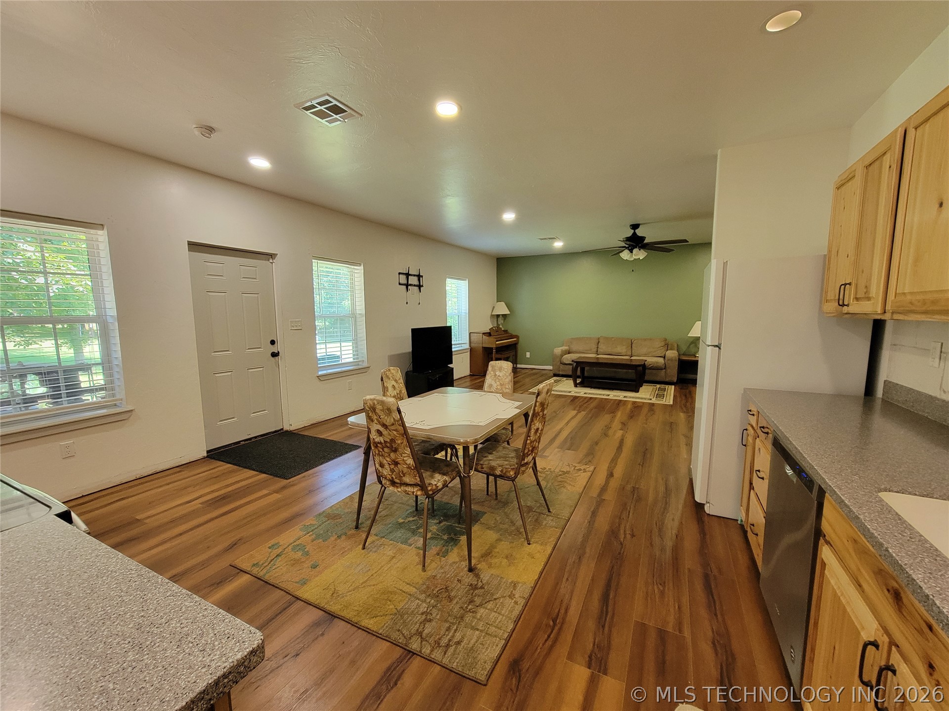 2913 120th NE