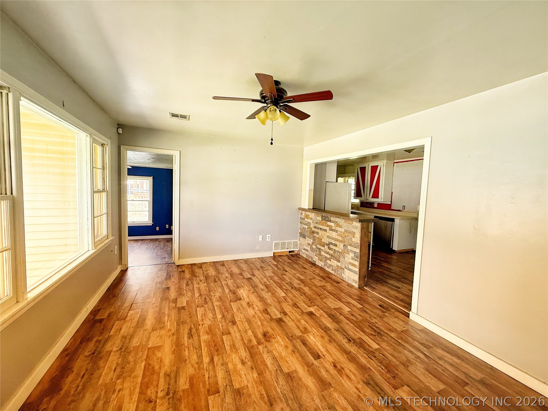 719 N Kelker