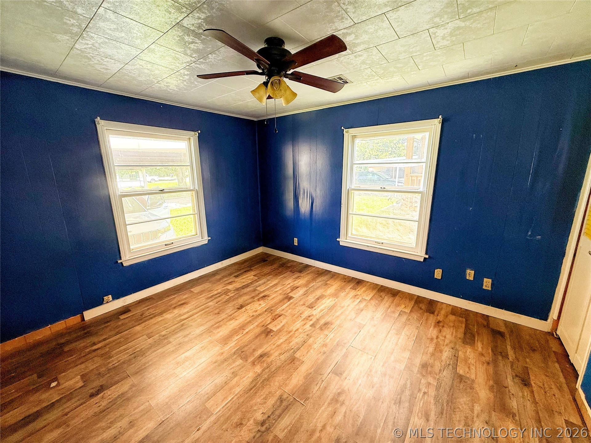 719 N Kelker