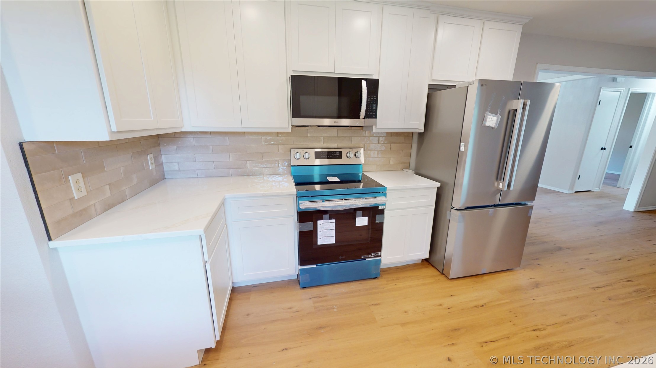 2600 Woodland