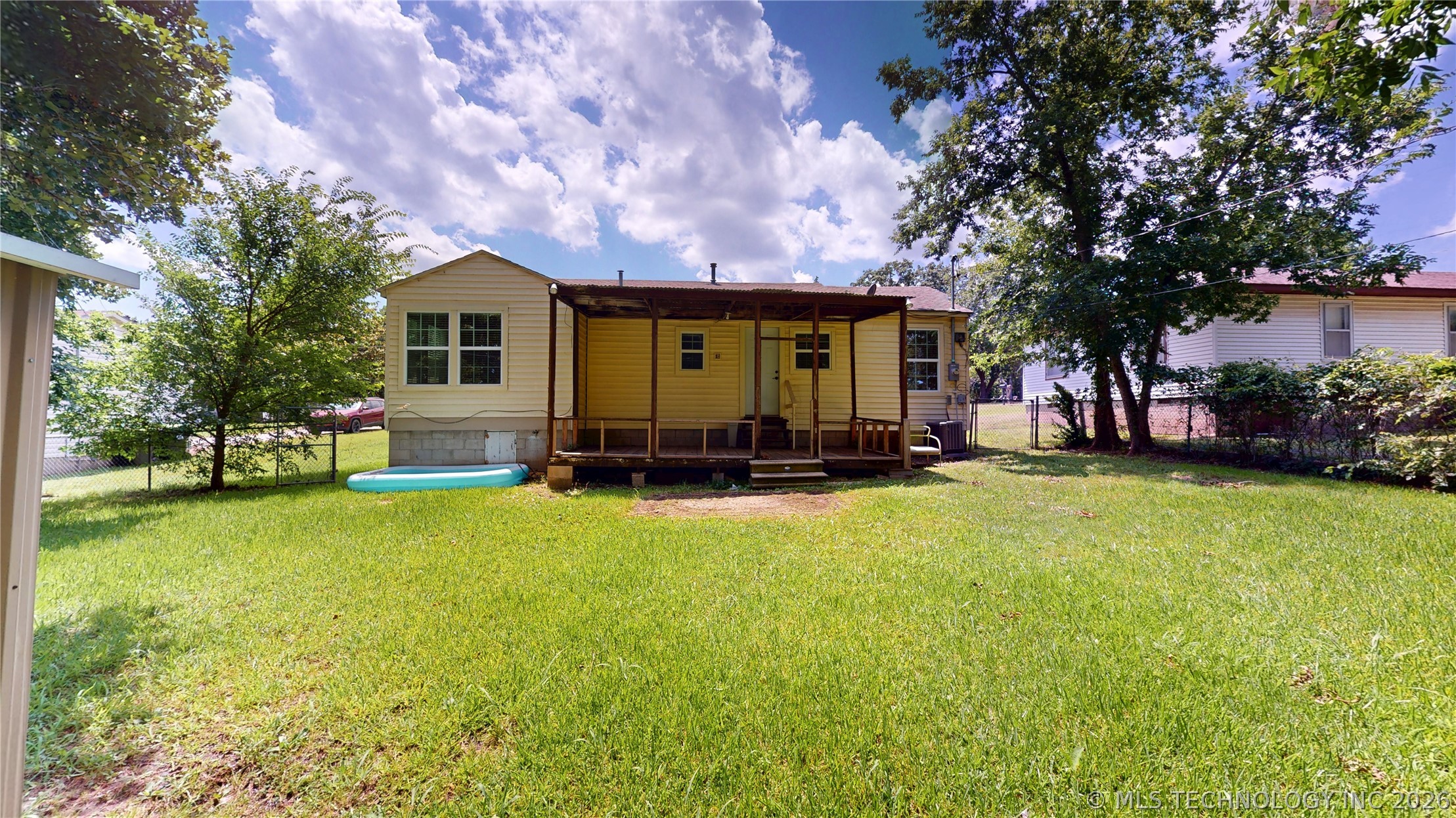 1002 S Highland
