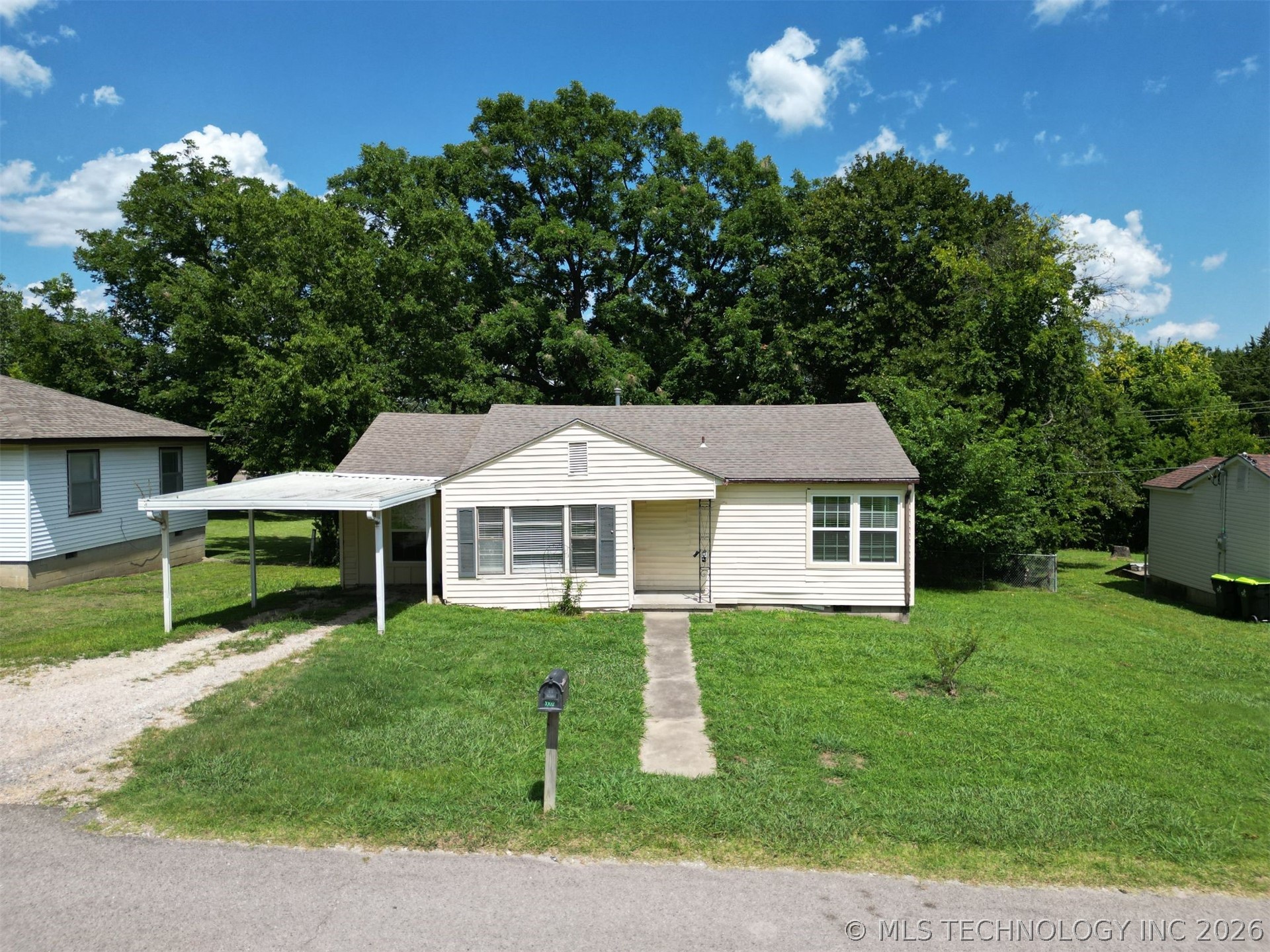 1002 S Highland