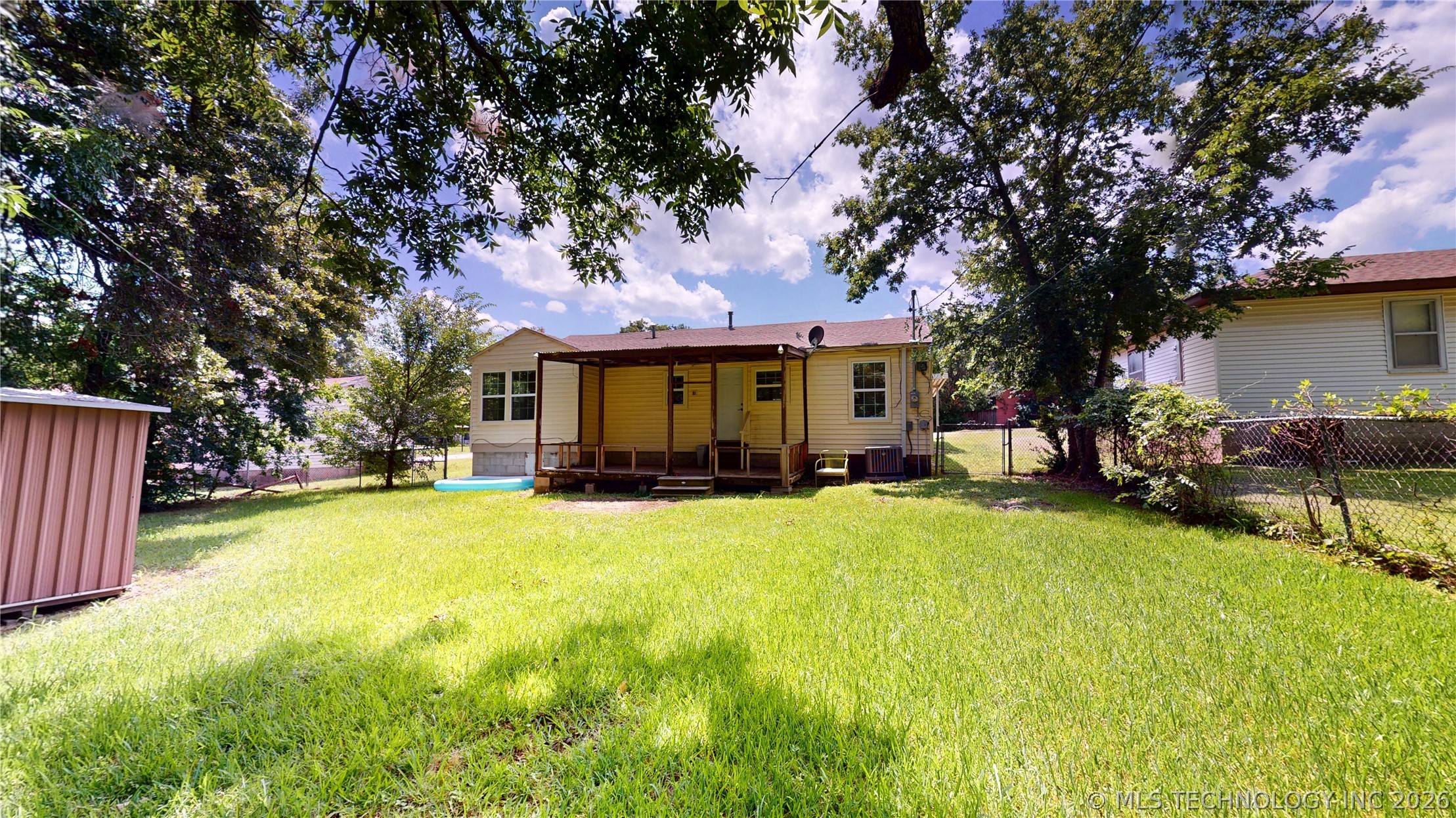 1002 S Highland