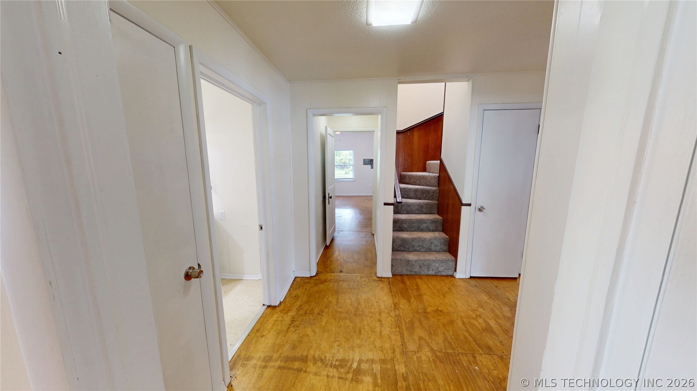 817 E 15th