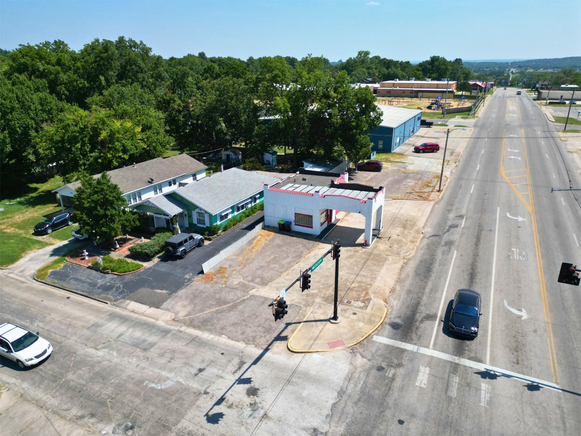400 S Mississippi