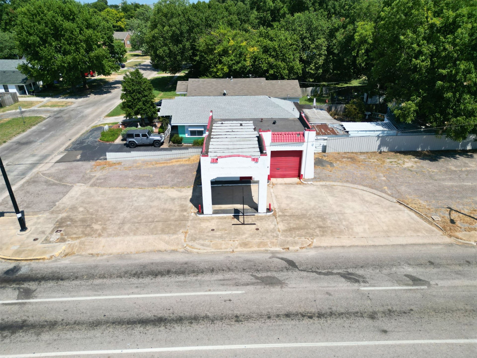 400 S Mississippi