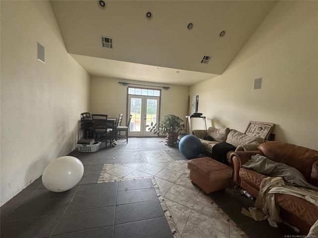 7214 EW 132 Road