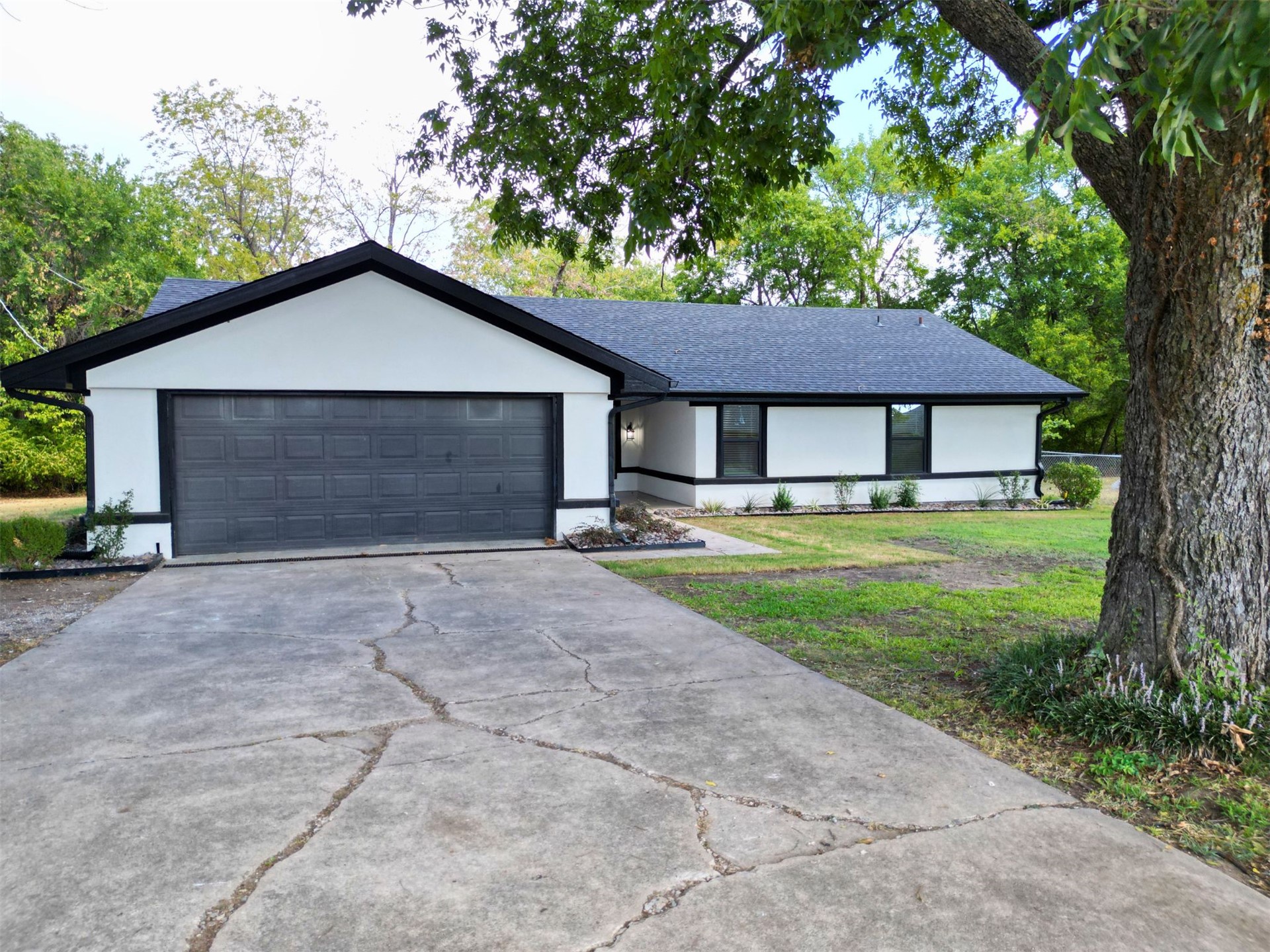 206 N Crownpoint Drive