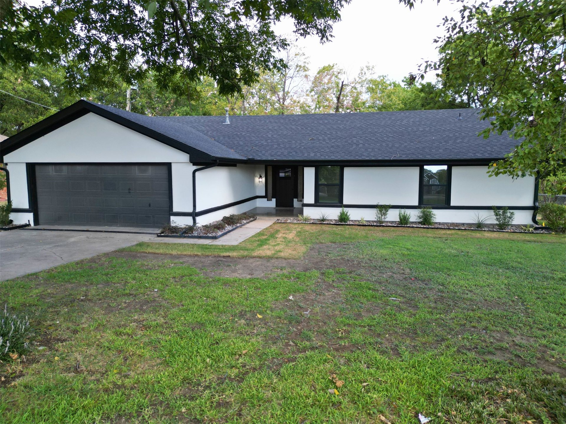 206 N Crownpoint Drive
