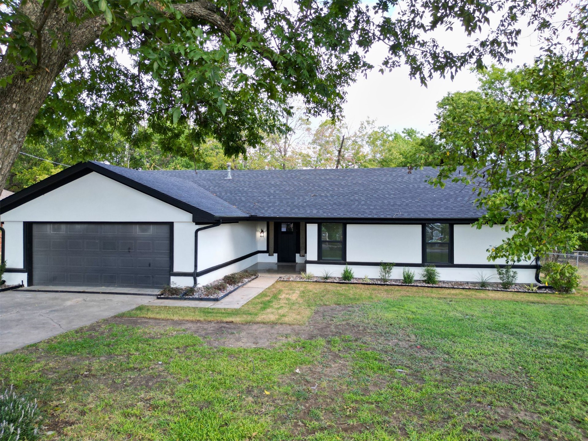206 N Crownpoint Drive