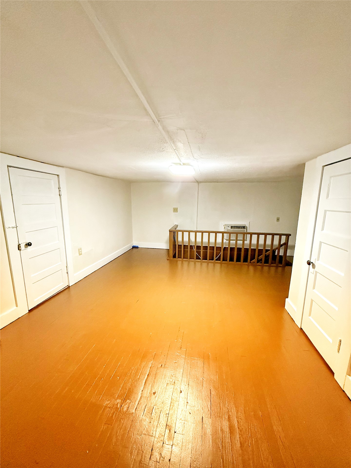 408 S Oliphant