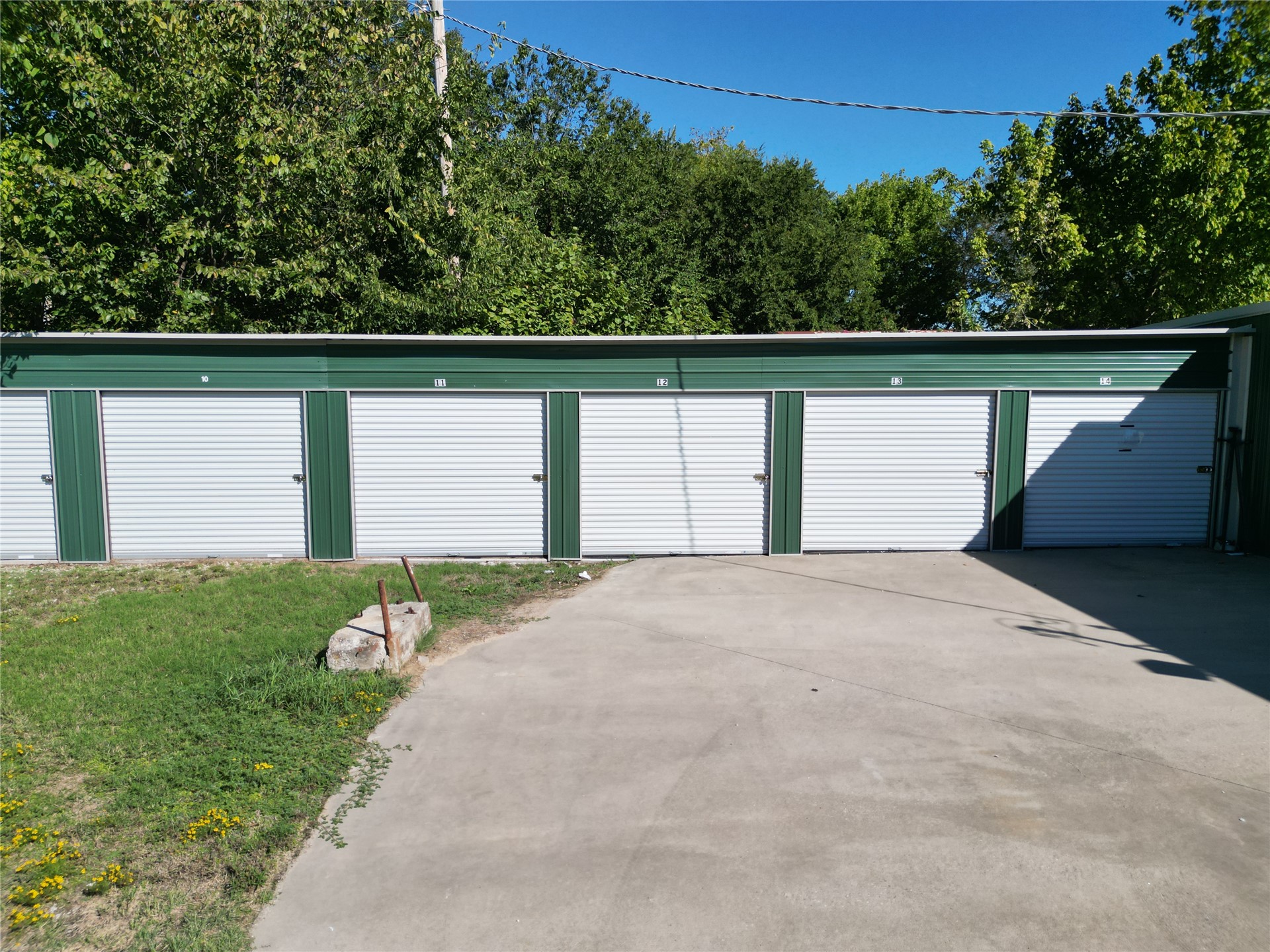 230 W Main Street