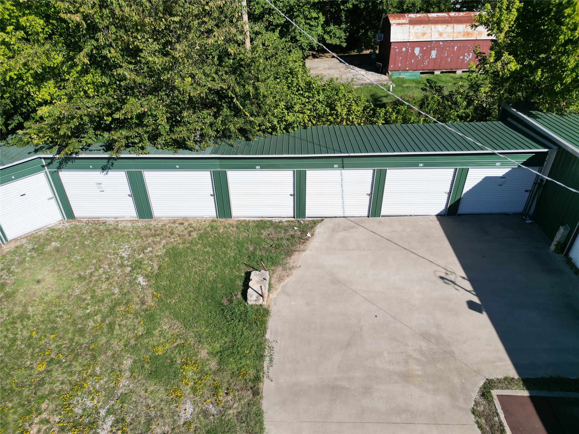 230 W Main Street