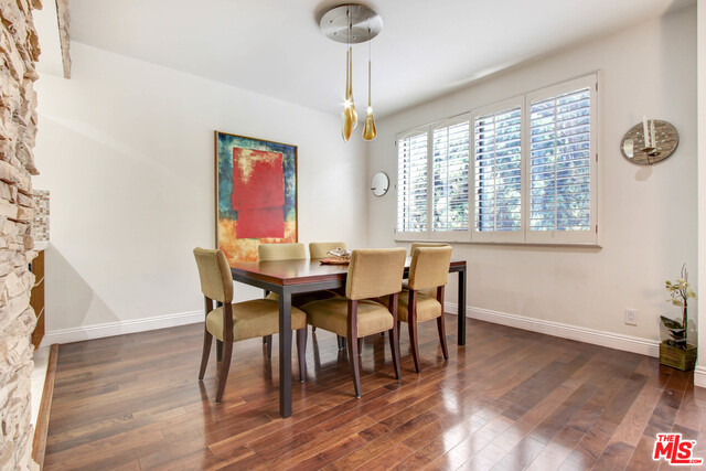 423 N Palm Dr Unit: 205