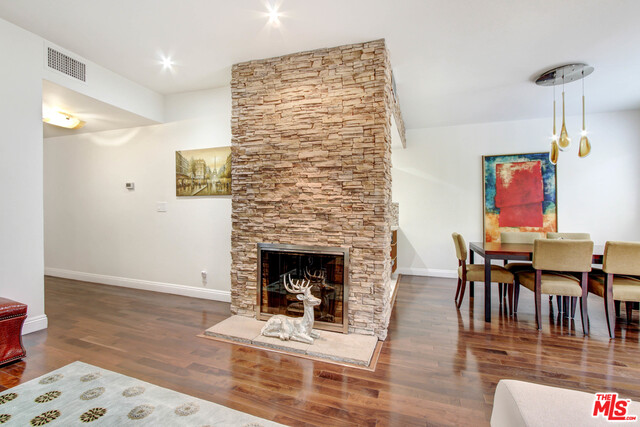 423 N Palm Dr Unit: 205