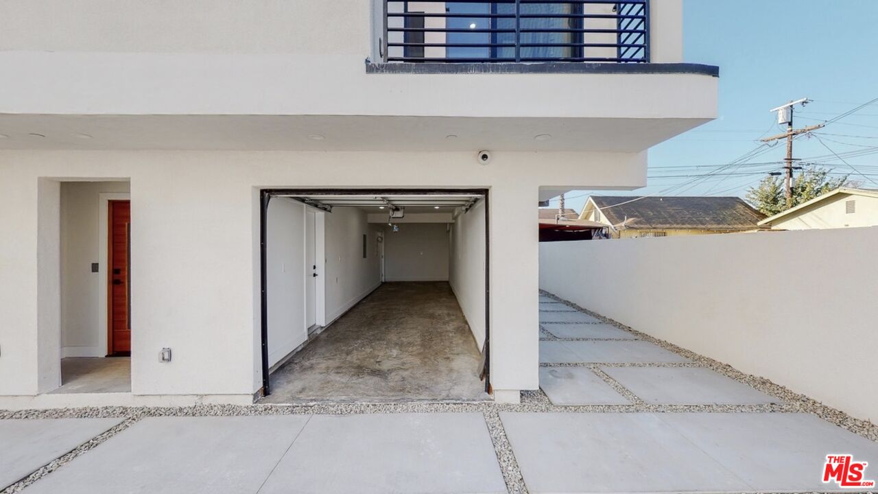 3202 W 16Th Pl Unit: 3204 1/2