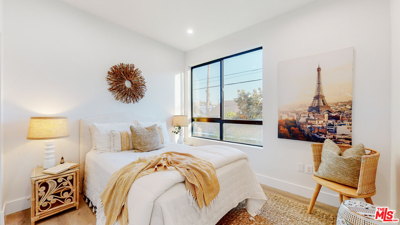 3202 W 16Th Pl Unit: 3204