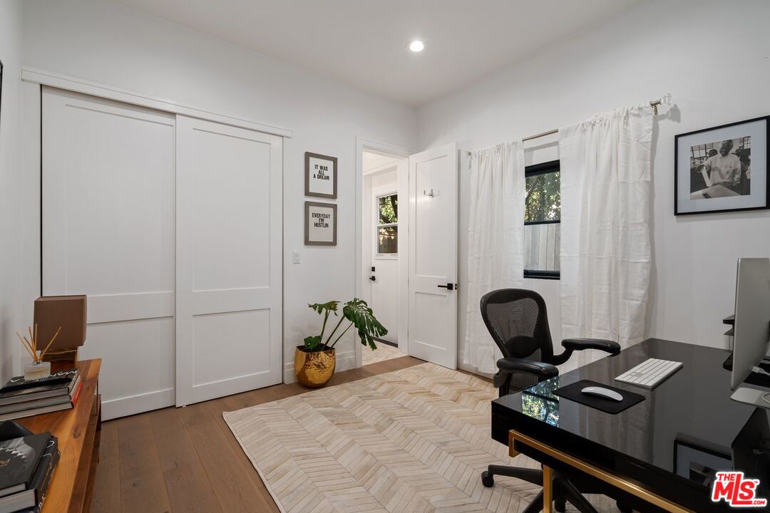 2727 CASIANO RD