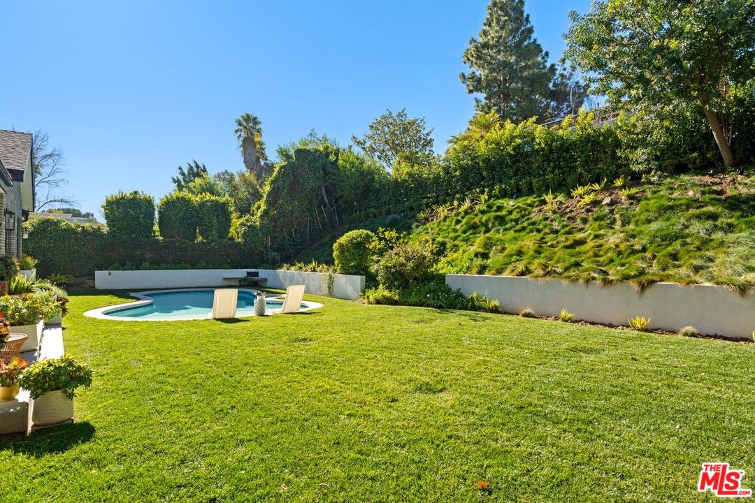 2727 CASIANO RD