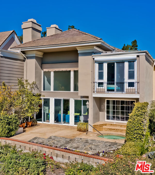 2183 RIDGE DR