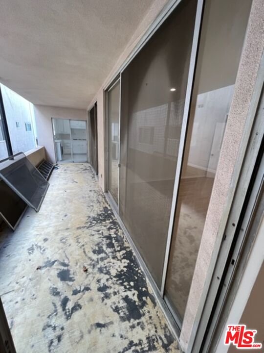 237 N ALMONT DR Unit: 103
