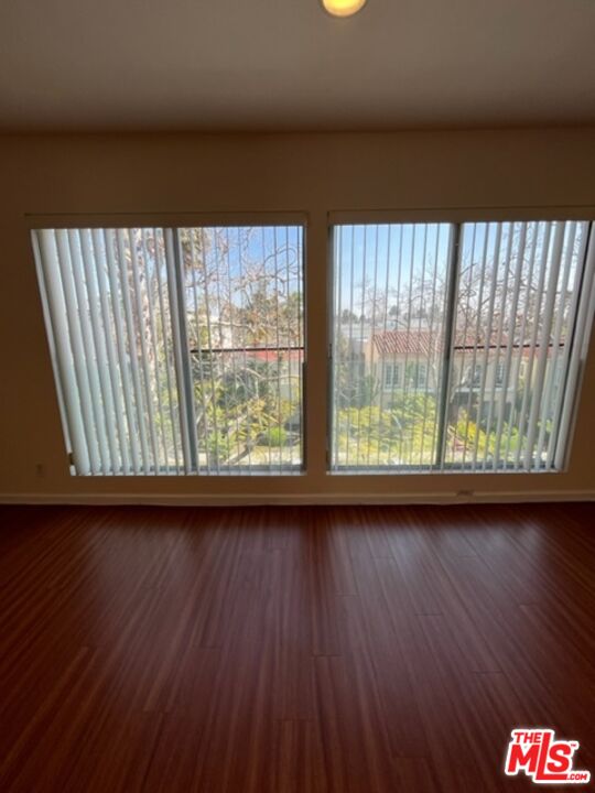 237 N ALMONT DR Unit: 302