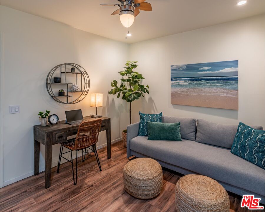 1214 Shoreline Dr