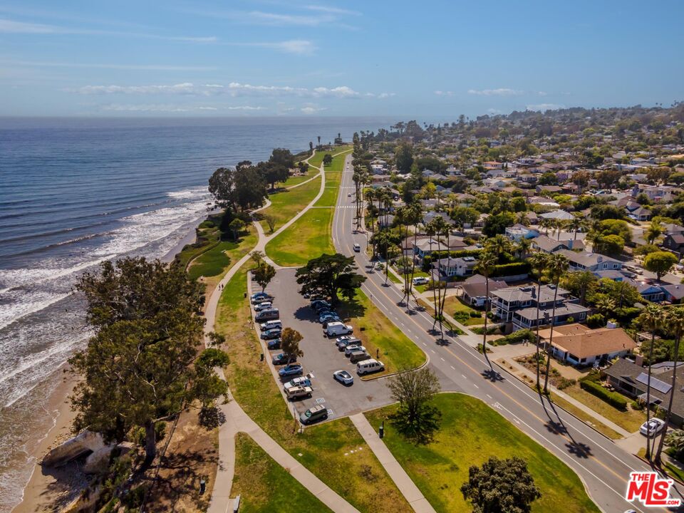 1214 Shoreline Dr
