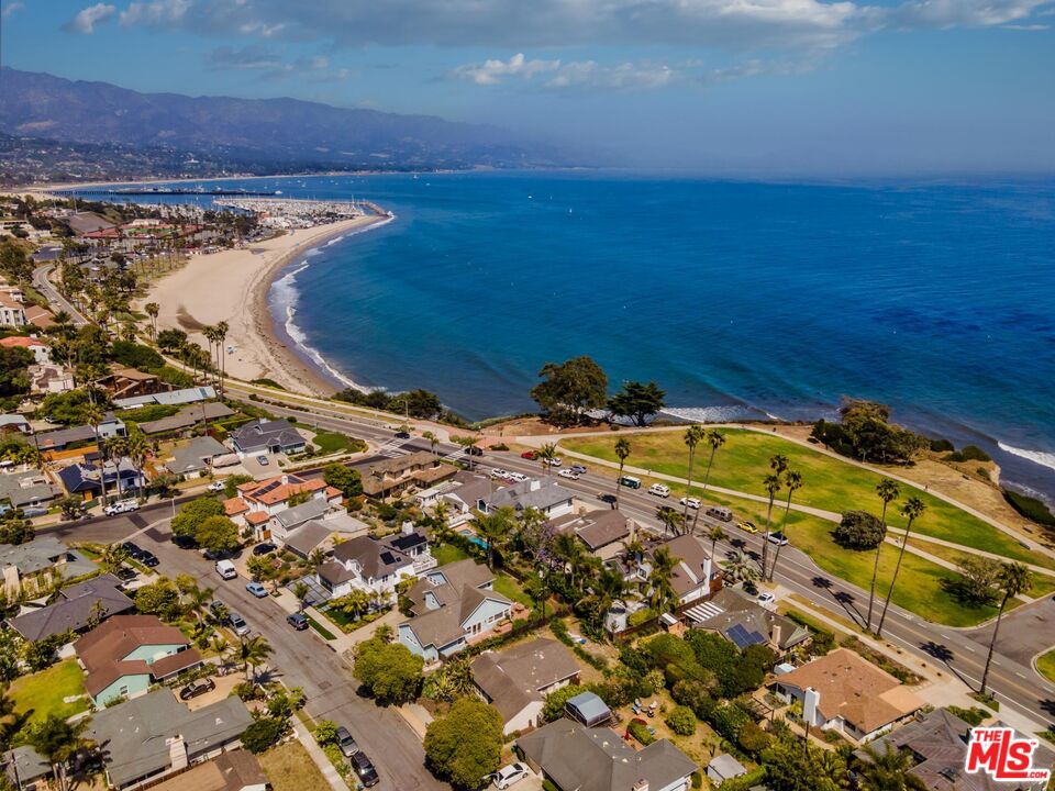 1214 Shoreline Dr