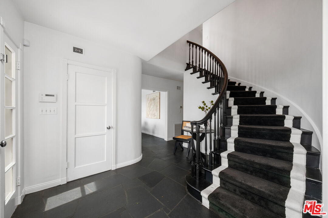 1455 Belfast Dr