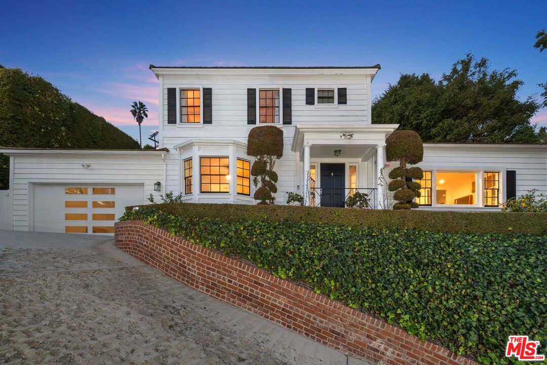 1455 Belfast Dr