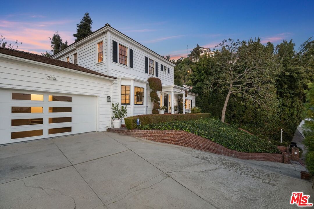 1455 Belfast Dr