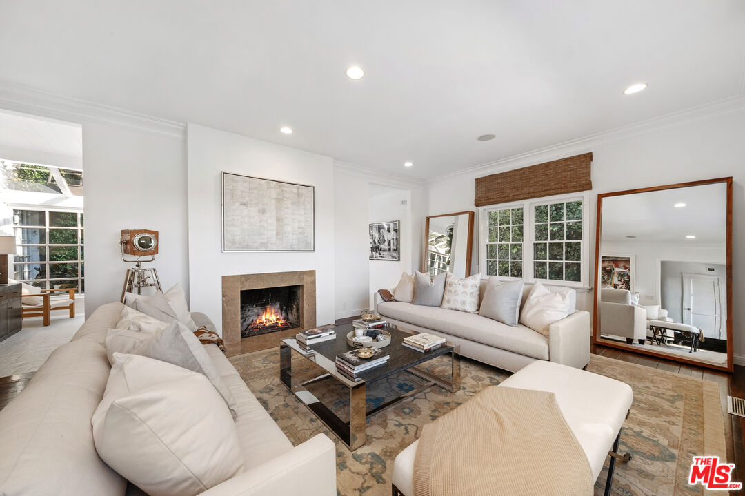 1455 Belfast Dr