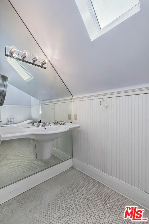 144 Fraser Ave