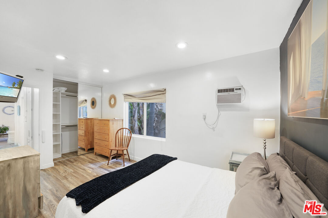 218 34th St Unit: A