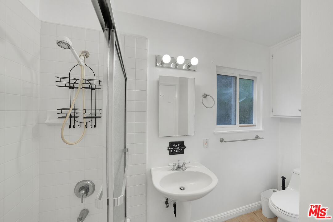 218 34th St Unit: A