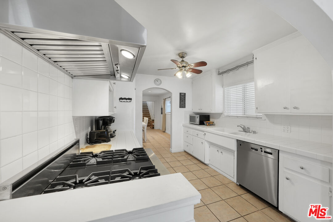 218 34th St Unit: A