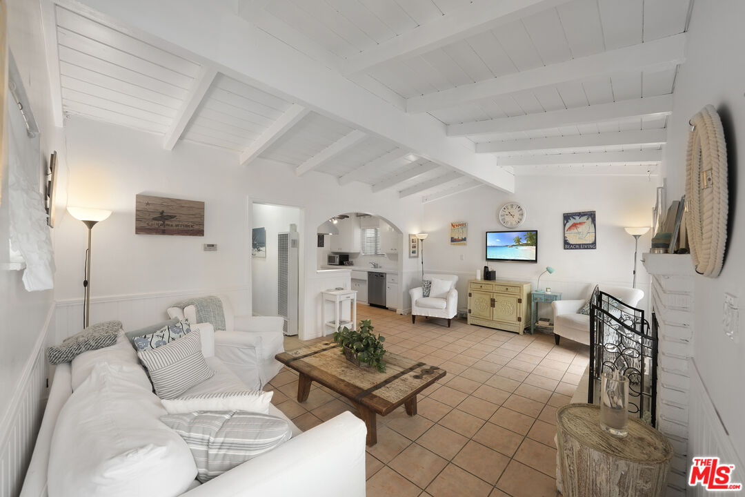 218 34th St Unit: A