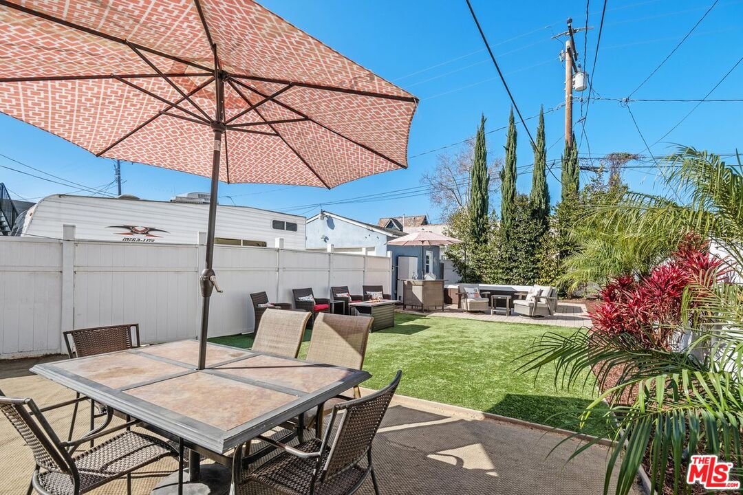 9029 Krueger St