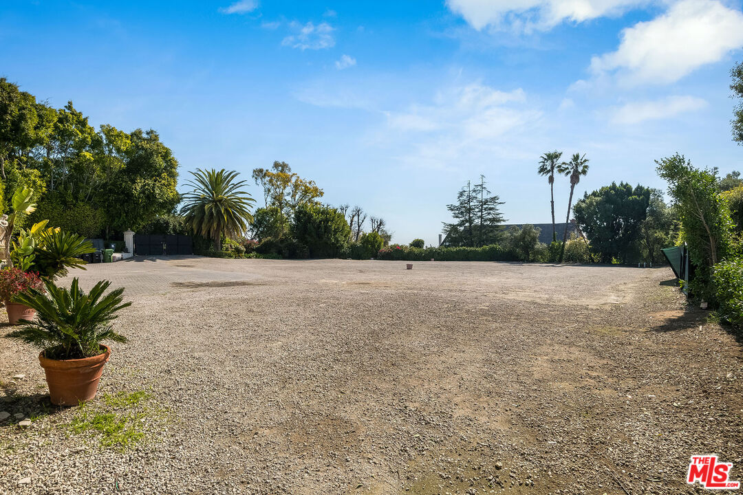 10835 Bellagio Rd