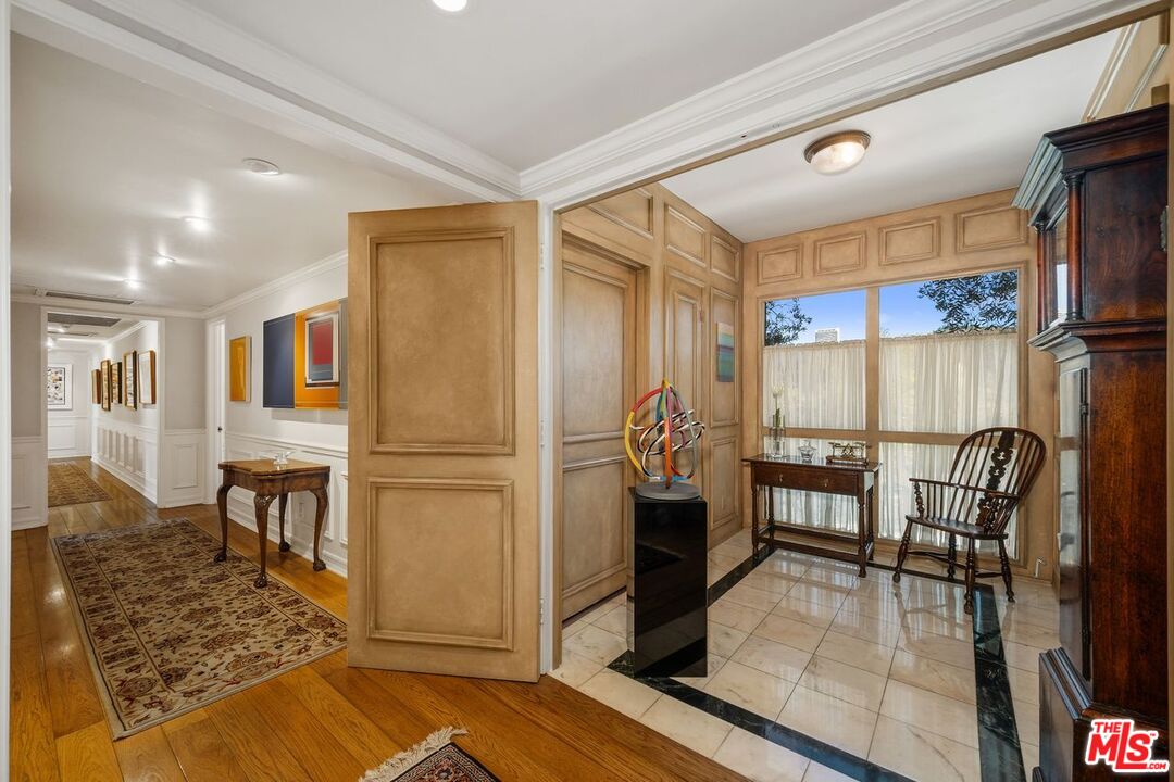 455 N Oakhurst Dr Unit: A2