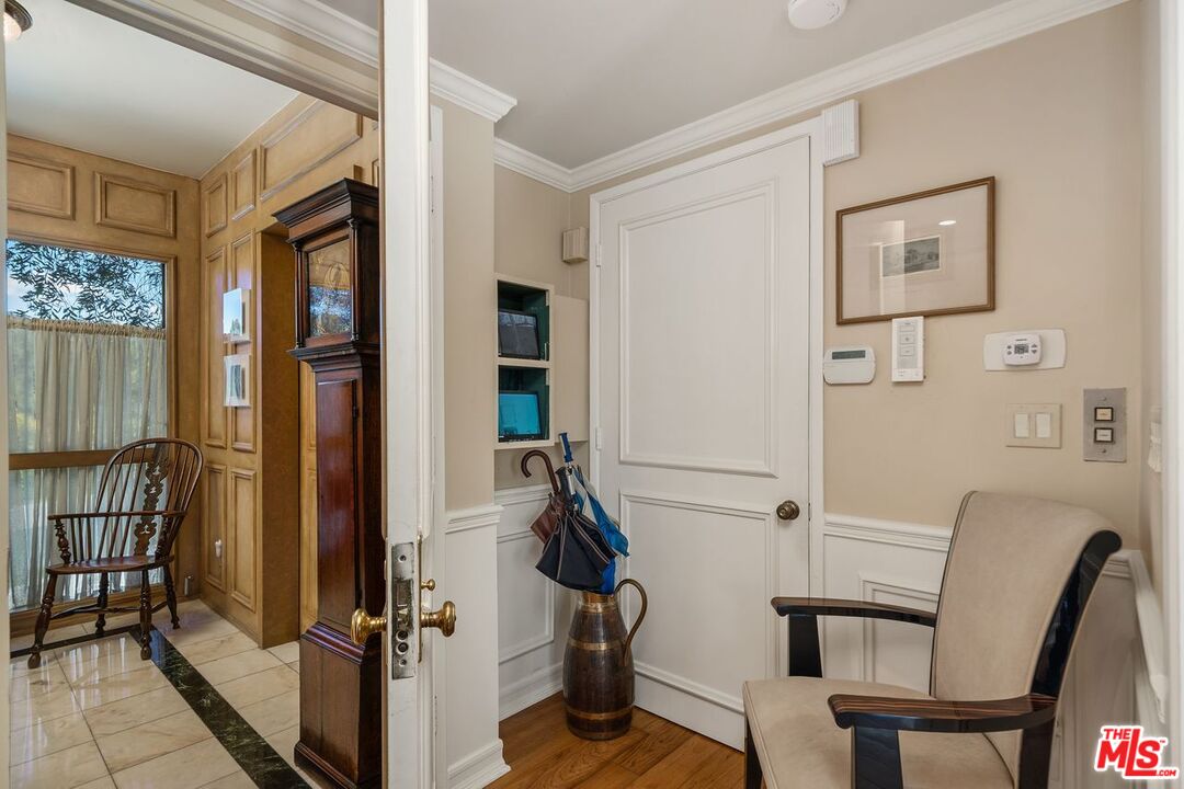 455 N Oakhurst Dr Unit: A2